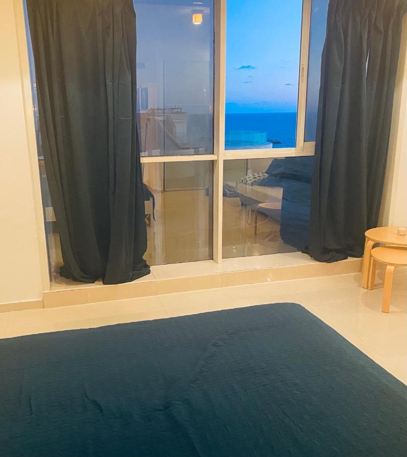 Sunny Sea View Studio Apartment Herzliya Exterior photo